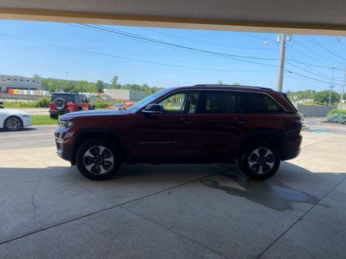 2023 Jeep Grand Cherokee 4xe Base