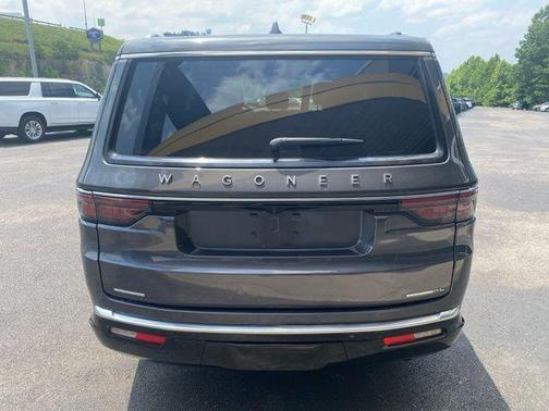 2023 Jeep Wagoneer L Series II 4x4