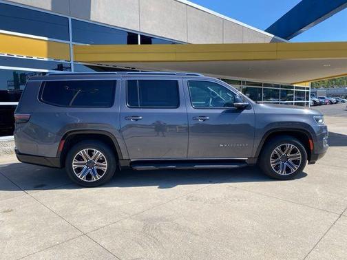 2023 Jeep Wagoneer L Series II 4x4
