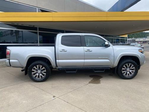 2022 Toyota Tacoma Limited