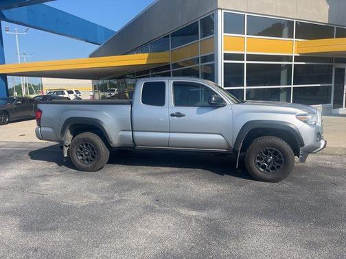 2019 Toyota Tacoma SR