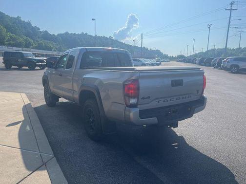 2019 Toyota Tacoma SR