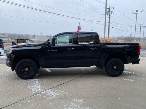 2023 Chevrolet Colorado WT