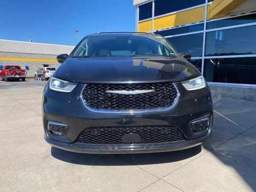 2021 Chrysler Pacifica Hybrid Touring L