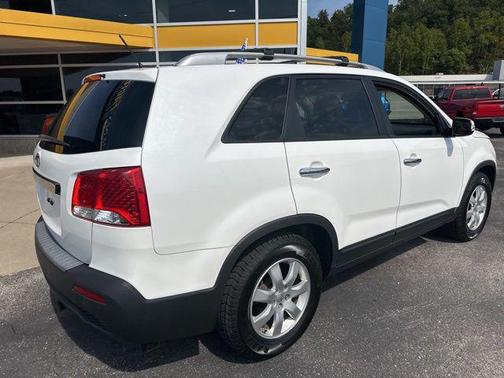 2013 Kia Sorento LX