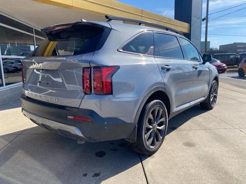 2022 Kia Sorento EX