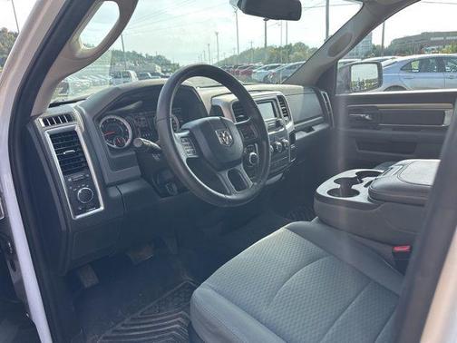 2016 RAM 1500 SLT