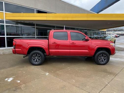 2022 Toyota Tacoma SR