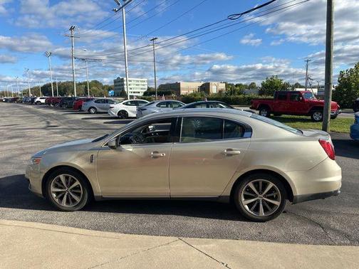 2011 Lincoln MKS Base