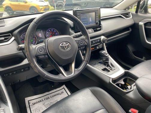 2019 Toyota RAV4 XLE Premium