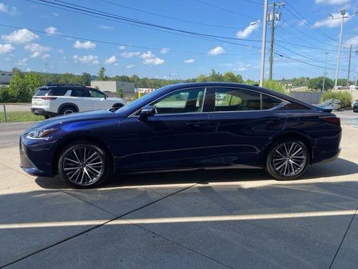 2022 Lexus ES 350 Base