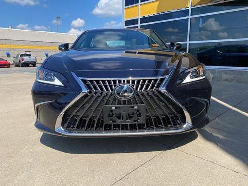 2022 Lexus ES 350 Base