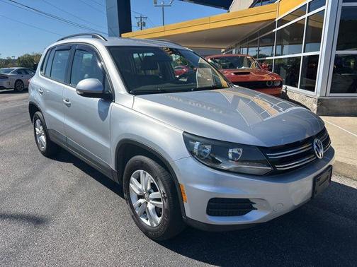 2016 Volkswagen Tiguan S