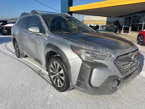 2025 Subaru Outback Touring XT