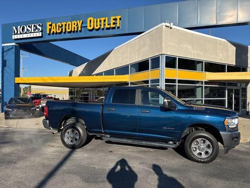 2024 RAM 2500 Big Horn Crew Cab 4x4 6'4' Box