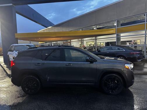 2021 GMC Terrain SLE