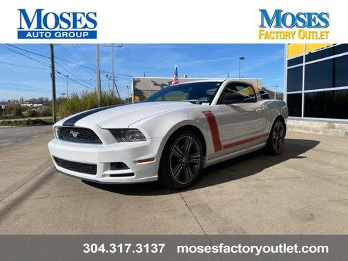 2014 Ford Mustang V6