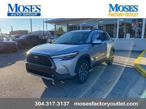 2024 Toyota Corolla Cross XLE