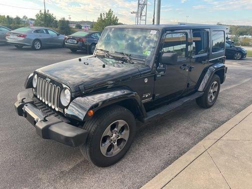 2017 Jeep Wrangler Unlimited Sahara