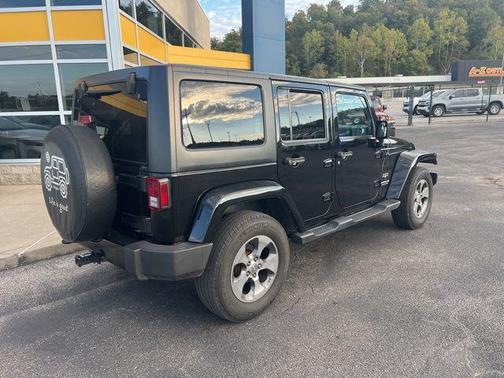 2017 Jeep Wrangler Unlimited Sahara