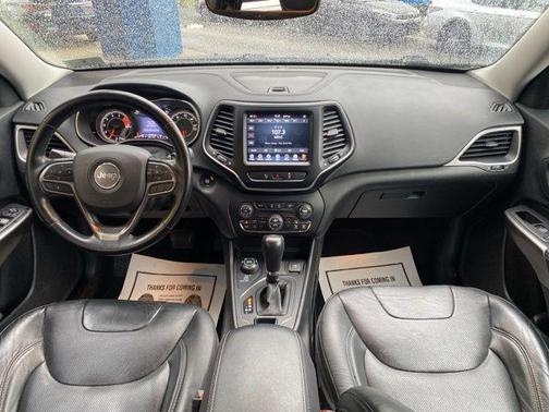 2021 Jeep Cherokee Latitude Lux