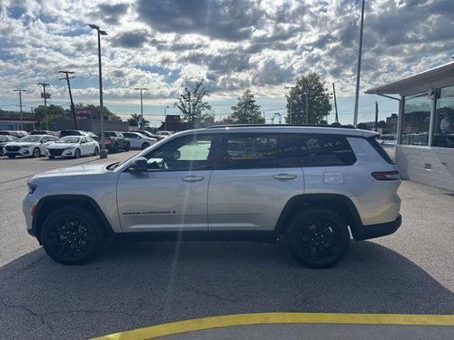 2024 Jeep Grand Cherokee L Altitude