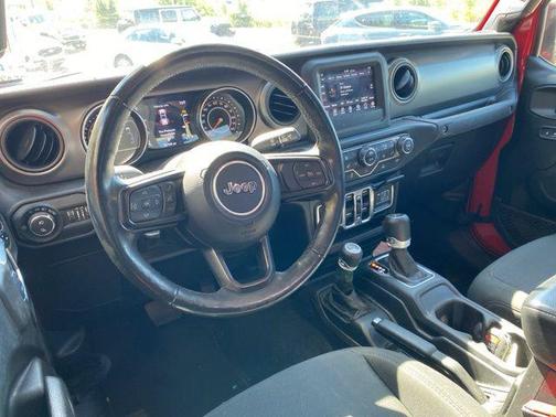 2022 Jeep Gladiator Sport S