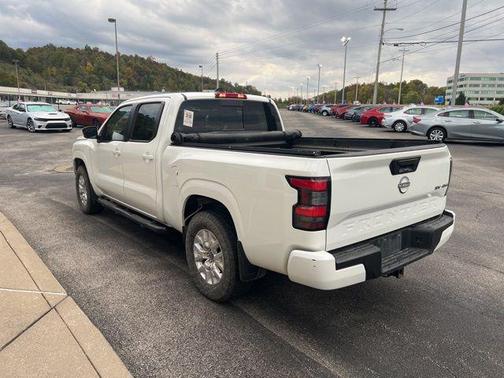 2024 Nissan Frontier SV