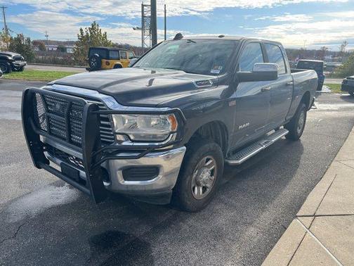 2021 RAM 2500 Big Horn Crew Cab 4x4 6'4' Box