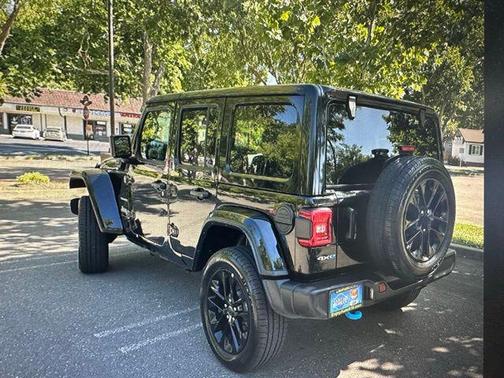 2024 Jeep Wrangler 4xe Sahara