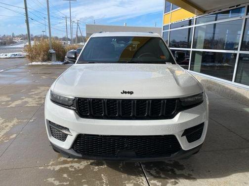 2024 Jeep Grand Cherokee Altitude