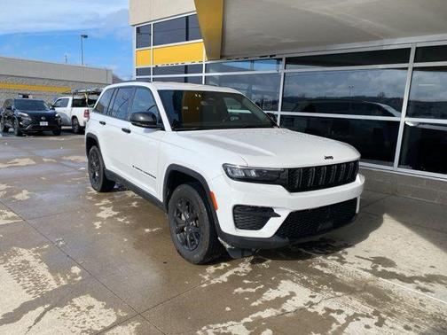 2024 Jeep Grand Cherokee Altitude