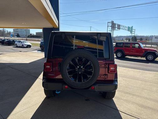 2022 Jeep Wrangler Unlimited 4xe Sahara