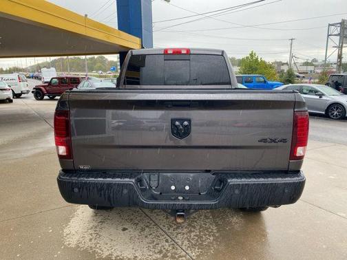 2019 RAM 1500 Classic Warlock Quad Cab 4x4 6'4' Box
