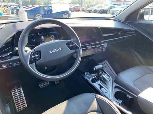 2023 Kia Niro Touring