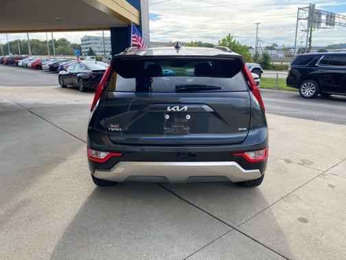 2023 Kia Niro Touring