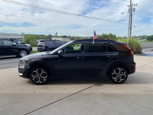 2023 Kia Niro Touring