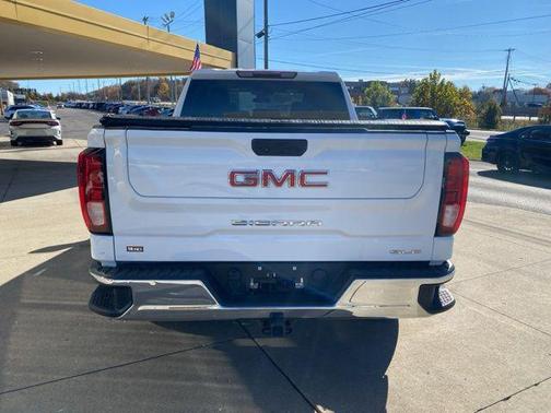 2022 GMC Sierra 1500 SLE