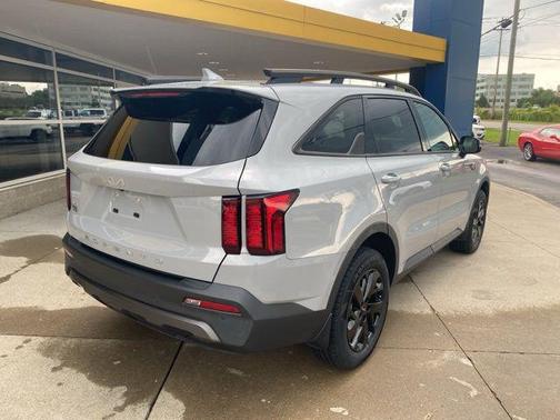 2022 Kia Sorento S
