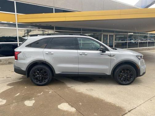 2022 Kia Sorento S