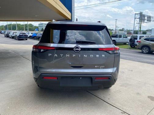 2024 Nissan Pathfinder SV 4WD