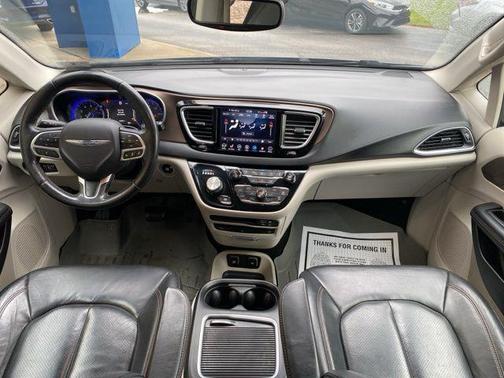 2018 Chrysler Pacifica Touring-L Plus