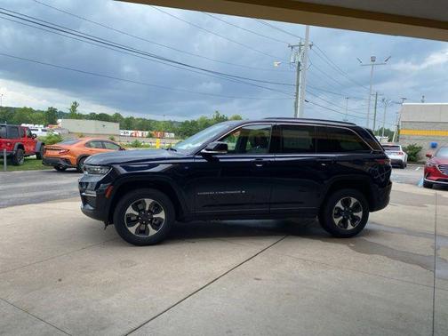 2024 Jeep Grand Cherokee 4xe Base