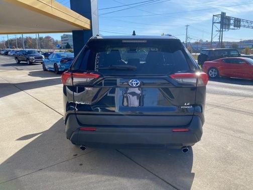 2021 Toyota RAV4 Hybrid LE
