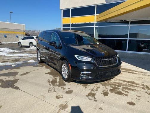 2025 Chrysler Pacifica L