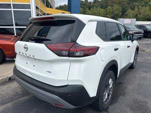 2023 Nissan Rogue S