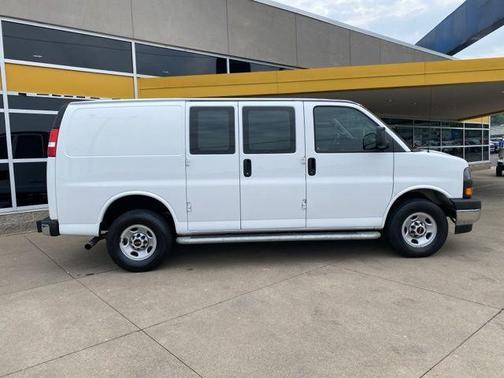 2023 GMC Savana 2500 Work Van