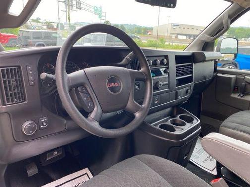 2023 GMC Savana 2500 Work Van