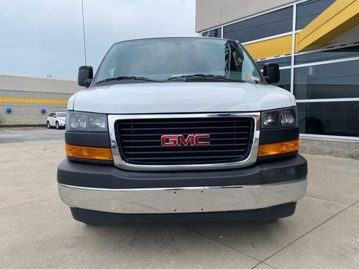 2023 GMC Savana 2500 Work Van