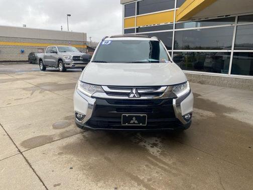 2018 Mitsubishi Outlander LE